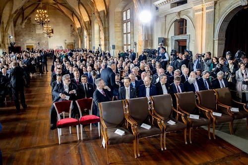 Společná schůze obou komor Parlamentu České republiky ke složení slibu prezidenta republiky